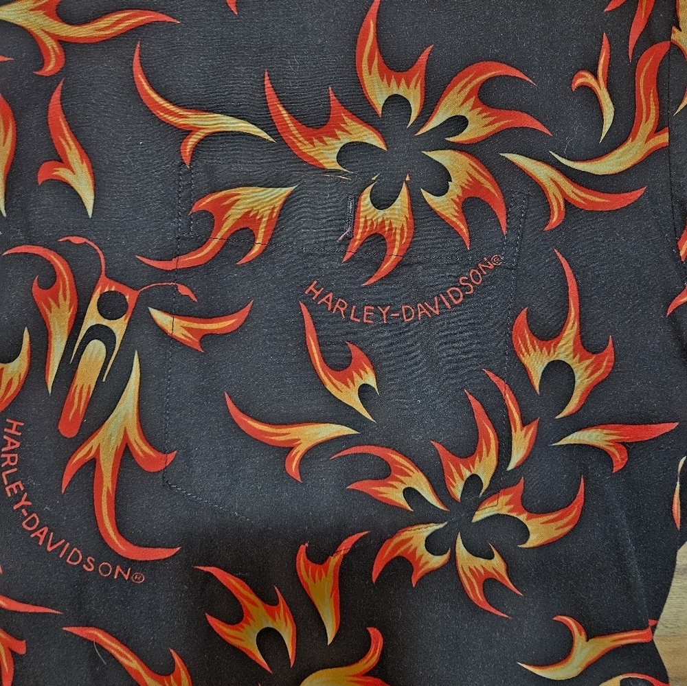 Harley-Davidson Flame Print Button Shirt XXL Made in USA - Picture 3 of 6